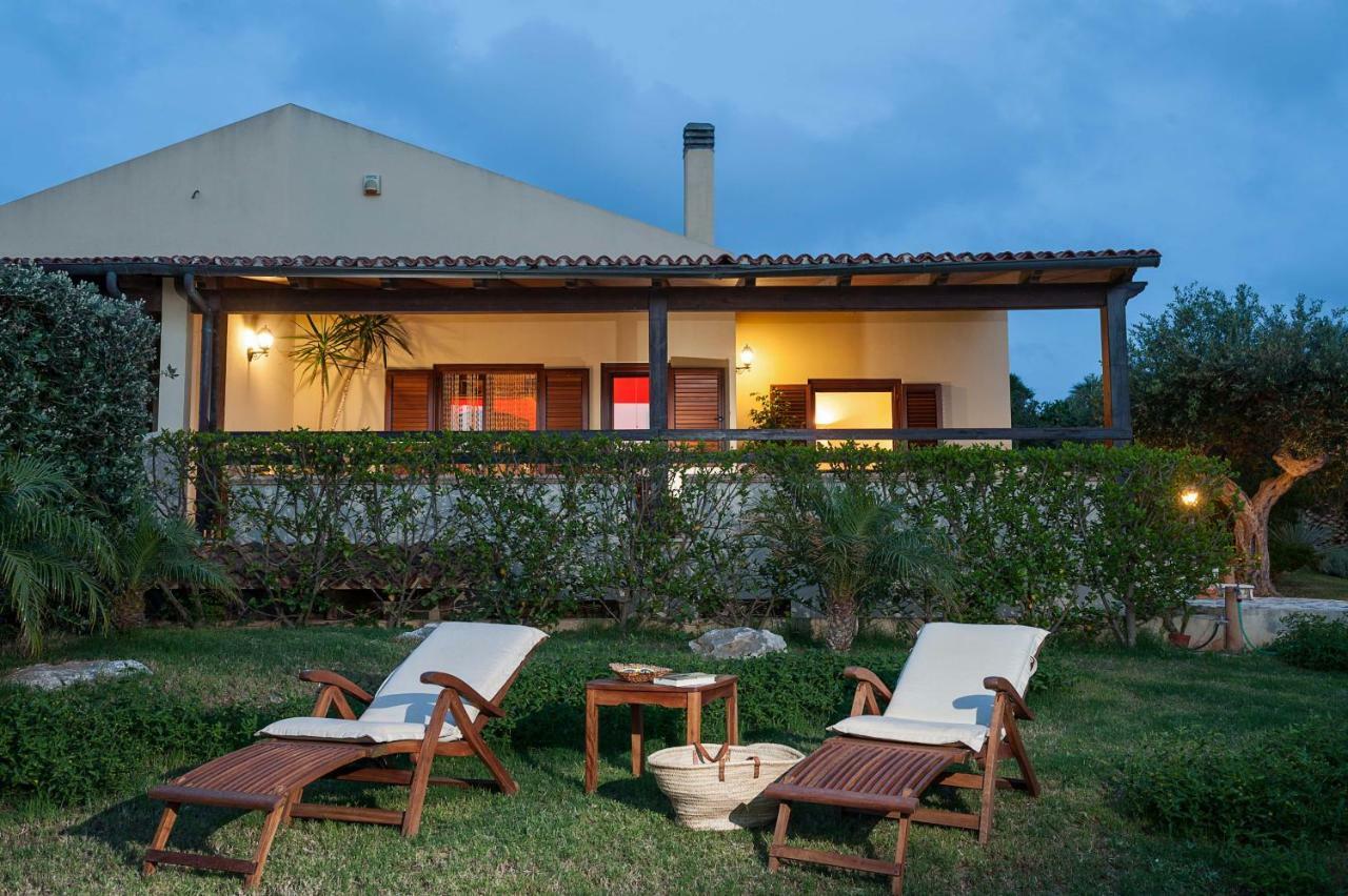 Villa Baia Verde 库斯托纳奇 外观 照片